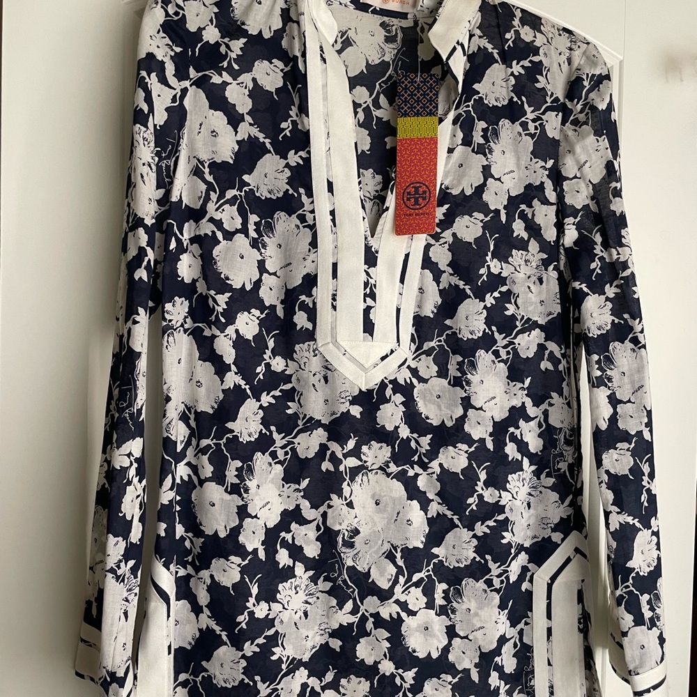 Floral Tori Burch Navy and White Women's Tunic NWT